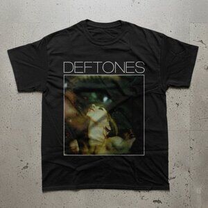 Vintage Style Deftones Graphic T-Shirt – Alternative Metal Band Tee – Retro Rock